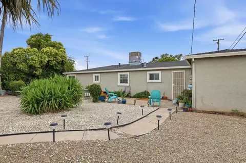 Exterior - 1885 15th St, Olivehurst, CA 95961 photo 5 of 8