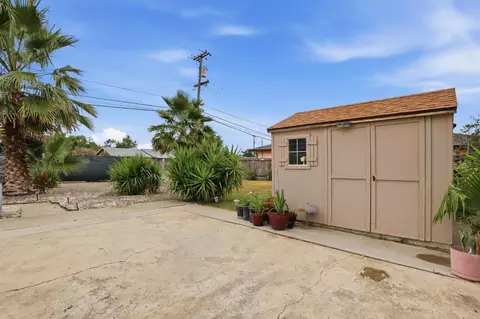 Exterior - 1885 15th St, Olivehurst, CA 95961 photo 3 of 8