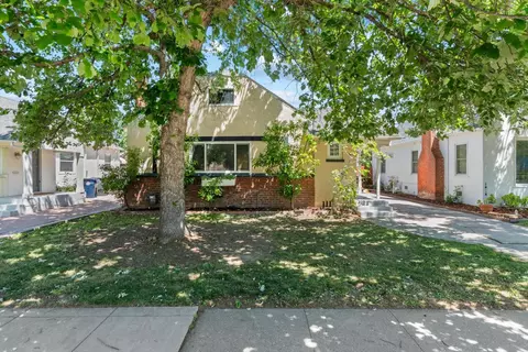 5049 8th Ave, Sacramento, CA 95820