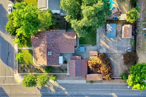 View/Area - 601 N 4th St, Patterson, CA 95363 photo 5 of 8