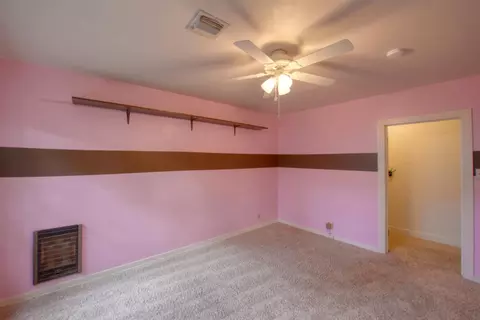Bedroom - 601 N 4th St, Patterson, CA 95363 photo 4 of 7