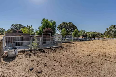 Exterior - 3585 Burson Rd, Burson, CA 95225 photo 18 of 34