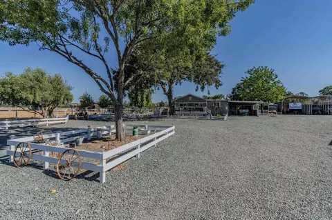 Exterior - 3585 Burson Rd, Burson, CA 95225 photo 5 of 34