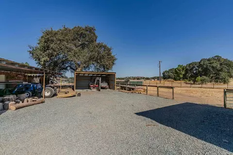 Exterior - 3585 Burson Rd, Burson, CA 95225 photo 20 of 34