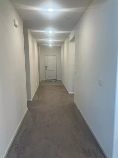 Entry Way - 648 Cheshire Dr, Patterson, CA 95363 photo 2 of 3