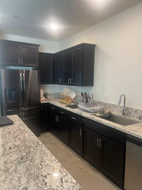 Kitchen - 648 Cheshire Dr, Patterson, CA 95363 photo 1 of 1