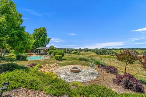 12200 Shenandoah Rd, Plymouth, CA 95669