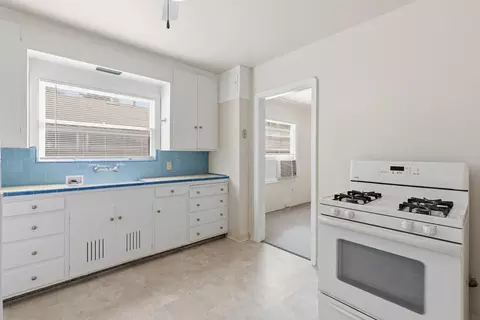 Kitchen - 1434 Parker Ave, Tracy, CA 95376 photo 1 of 5