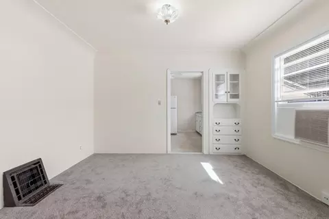 Living - 1434 Parker Ave, Tracy, CA 95376 photo 3 of 5