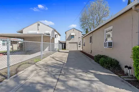 Exterior - 1434 Parker Ave, Tracy, CA 95376 photo 4 of 8
