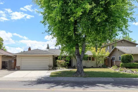 2754 W Swain Rd, Stockton, CA 95207