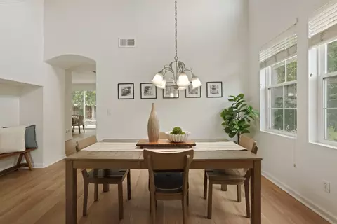 Dining - 1883 Oswego Ct, Tracy, CA 95304 photo 3 of 5