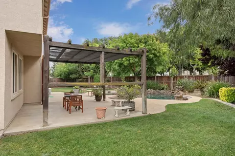 Exterior - 1883 Oswego Ct, Tracy, CA 95304 photo 9 of 17