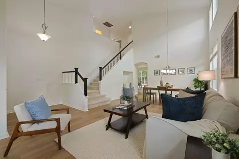 Living - 1883 Oswego Ct, Tracy, CA 95304 photo 2 of 6