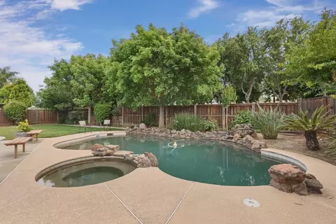 Exterior - 1883 Oswego Ct, Tracy, CA 95304 photo 11 of 17
