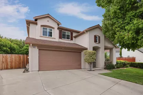Exterior - 1883 Oswego Ct, Tracy, CA 95304 photo 4 of 17