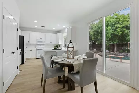 Dining - 1883 Oswego Ct, Tracy, CA 95304 photo 4 of 5