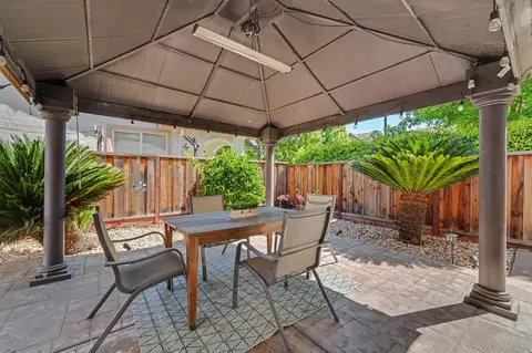 Exterior - 1223 E Springer Dr, Turlock, CA 95382 photo 4 of 8