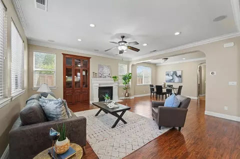 Living - 1223 E Springer Dr, Turlock, CA 95382 photo 4 of 7