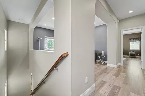 Entry Way - 1223 E Springer Dr, Turlock, CA 95382 photo 7 of 10