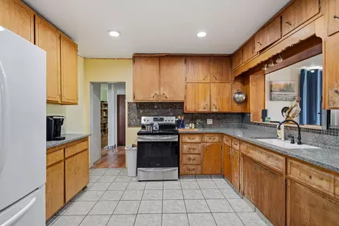 Kitchen - 2201 Vivian Rd, Modesto, CA 95358 photo 1 of 1