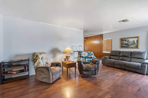 Living - 2201 Vivian Rd, Modesto, CA 95358 photo 1 of 2