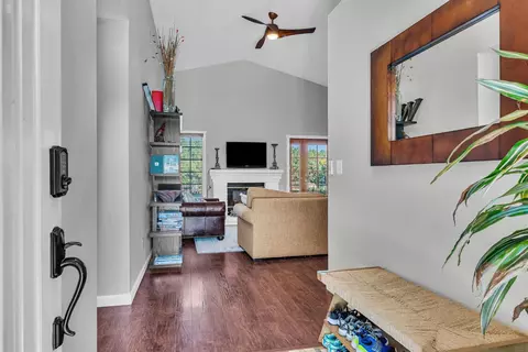 1008 Suffolk Ct, Winters, CA 95694 photo 4