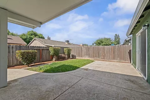 Exterior - 2712 Floyd Ave, Modesto, CA 95355 photo 8 of 8