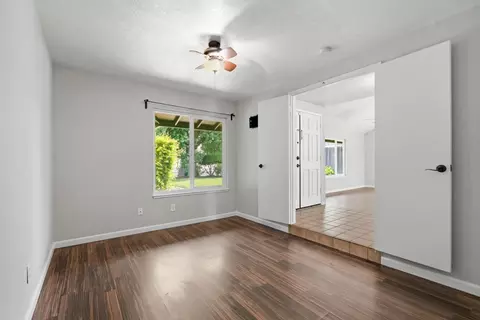 Living - 2712 Floyd Ave, Modesto, CA 95355 photo 8 of 9