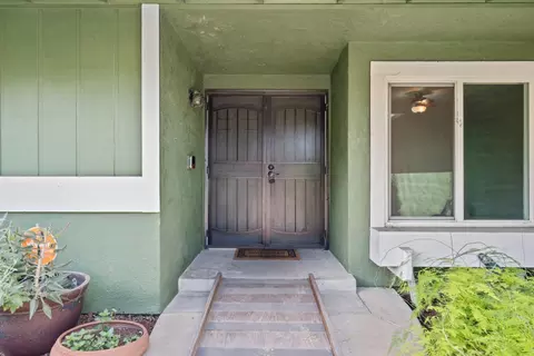 Entry Way - 2712 Floyd Ave, Modesto, CA 95355 photo 1 of 3