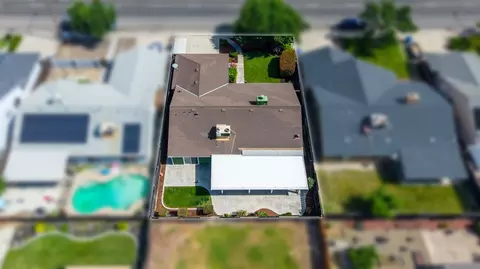 View/Area - 2712 Floyd Ave, Modesto, CA 95355 photo 1 of 5