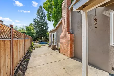 Exterior - 3219 Smathers Way, Carmichael, CA 95608 photo 8 of 13