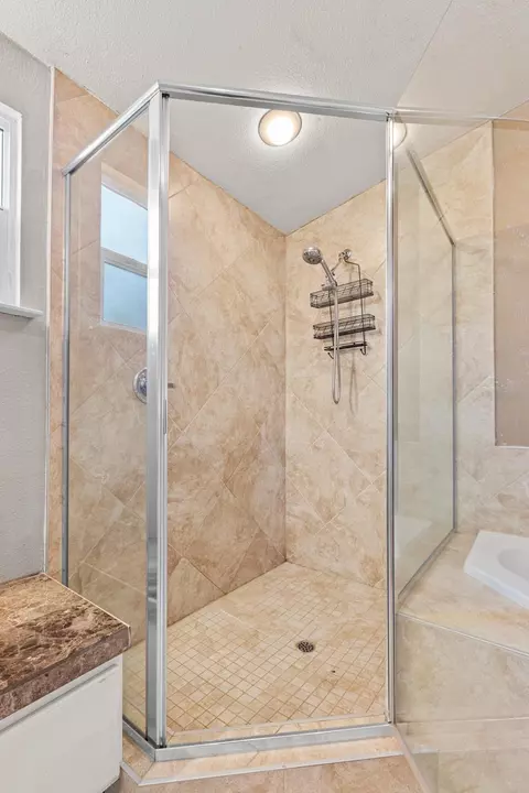 Bath - 3219 Smathers Way, Carmichael, CA 95608 photo 3 of 4