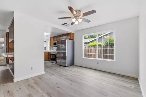 1124 Speer Dr, Modesto, CA 95358 photo 4