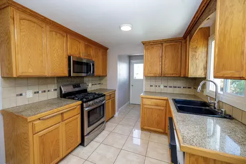 Kitchen - 825 Wheatley Ave, Modesto, CA 95351 photo 3 of 3