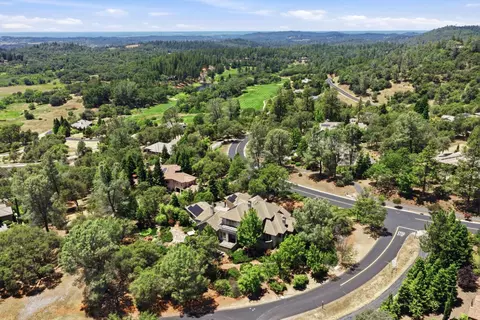 17340 Winchester Club Dr, Meadow Vista, CA 95722