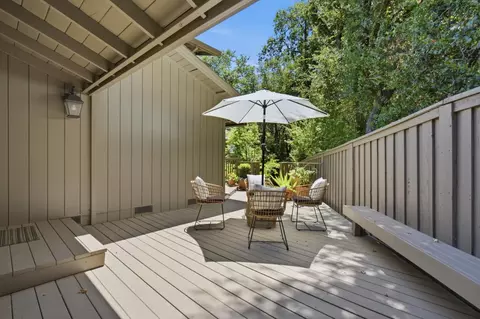 Exterior - 61 Riverknoll Pl, Carmichael, CA 95608 photo 8 of 13