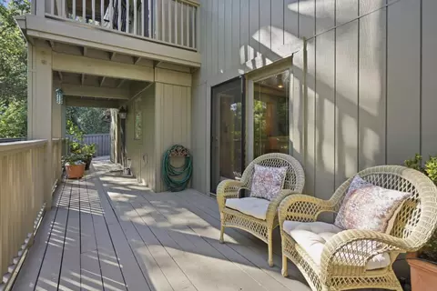 Exterior - 61 Riverknoll Pl, Carmichael, CA 95608 photo 5 of 13