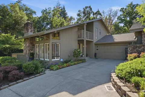 Exterior - 61 Riverknoll Pl, Carmichael, CA 95608 photo 3 of 13