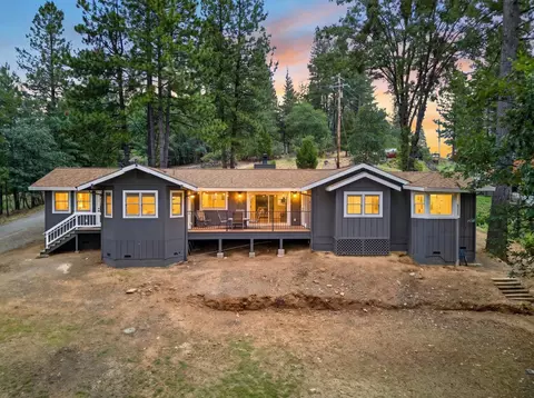 4424 Sierra Springs Dr, Pollock Pines, CA 95726