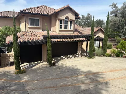 10563 Rock View Ct, Auburn, CA 95602