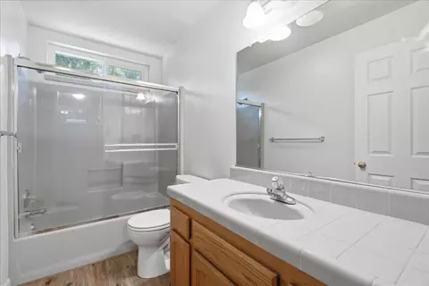 Bath - 5524 Daisy Dr, Pollock Pines, CA 95726 photo 1 of 3
