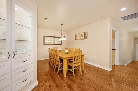 Dining - 3557 Val Verde Rd, Loomis, CA 95650 photo 1 of 2