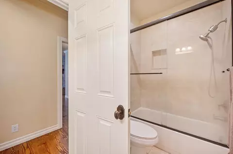 Bath - 3557 Val Verde Rd, Loomis, CA 95650 photo 5 of 5