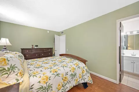 Bedroom - 4740 Whitney Ave, Carmichael, CA 95608 photo 6 of 6