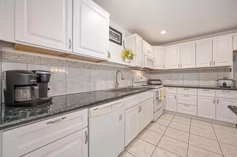 Kitchen - 4740 Whitney Ave, Carmichael, CA 95608 photo 1 of 7