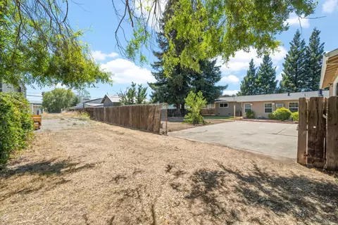 Exterior - 2441 Maple St, Sutter, CA 95982 photo 10 of 22