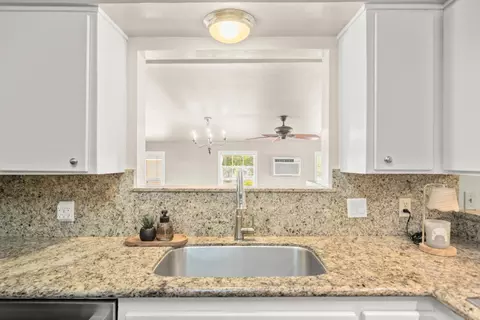 Kitchen - 2441 Maple St, Sutter, CA 95982 photo 4 of 6
