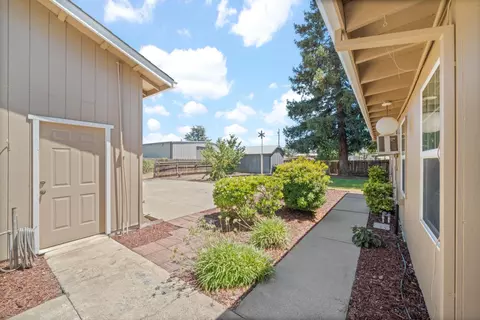 Exterior - 2441 Maple St, Sutter, CA 95982 photo 17 of 22