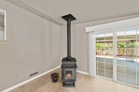 Living - 2441 Maple St, Sutter, CA 95982 photo 8 of 9